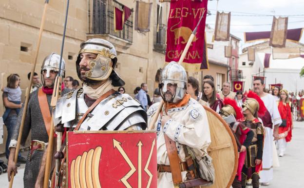 Romanos y berones cierran con un desfile las XV Jornadas culturales de Herramélluri