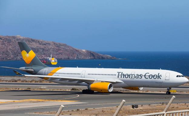 Desplome de vuelos a Canarias tras la caída de Thomas Cook