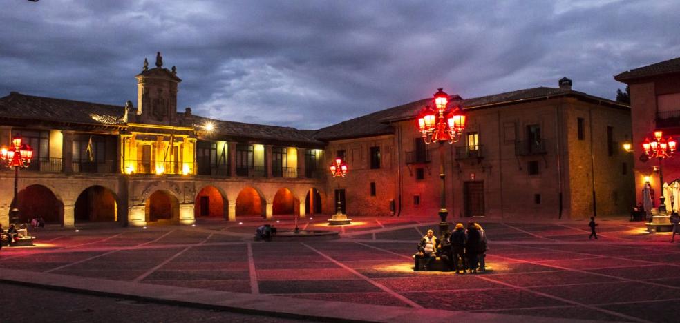 La calceatense plaza de España se vuelve rosa