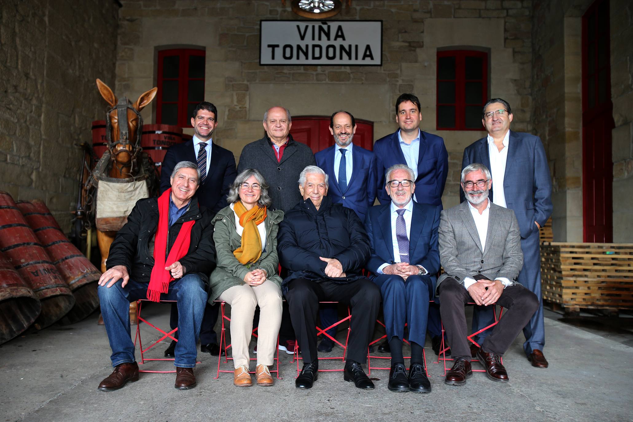 Vargas Llosa acude a Bodegas López de Heredia en su visita a La Rioja para Futuro en Español