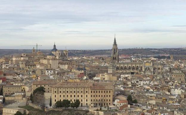 Piden retirar los restos mortales de Milans del Bosch y Moscardó del Alcázar de Toledo