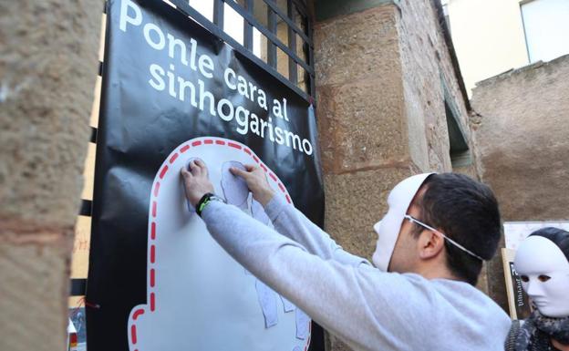 Cáritas vuelve a clamar contra el sinhogarismo con un «Di basta, ponles cara»