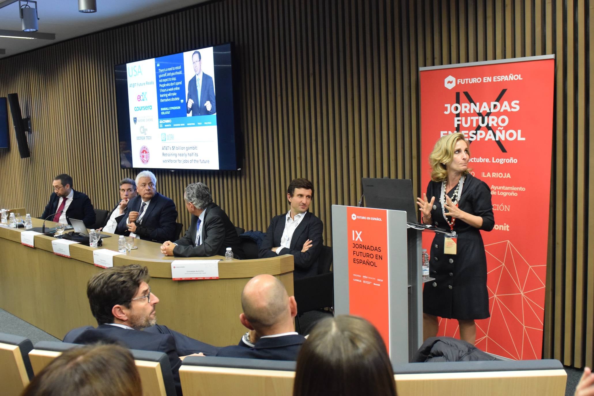 Mesa redonda sobre educación en la UNIR en Futuro en Español