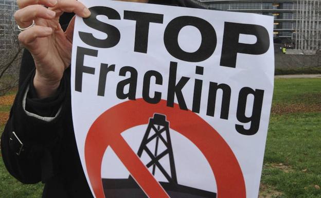 El Gobierno británico prohíbe el 'fracking' en Inglaterra por un informe científico