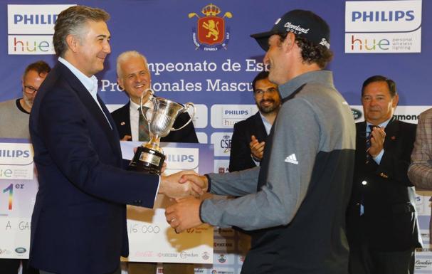 Alfredo García-Heredia gana de principio a fin