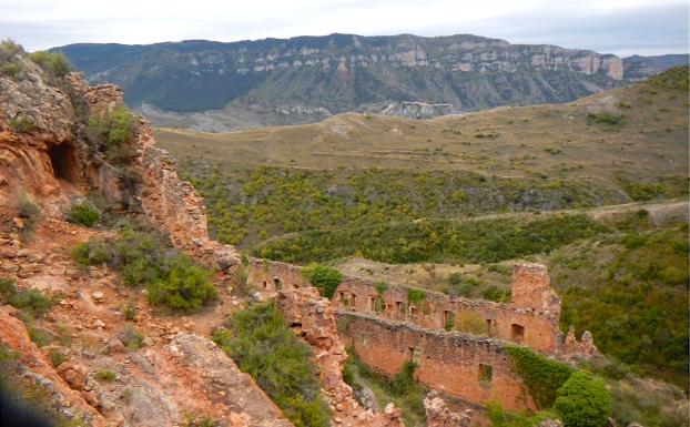 Subida a San Prudencio: ruinas en un enclave abrupto y misterioso