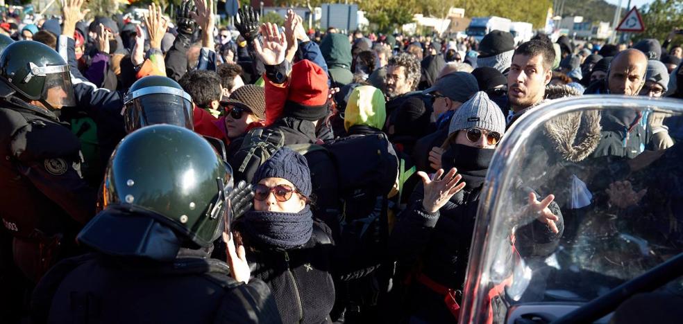 El independentismo radical se apodera de la carreteras catalanas