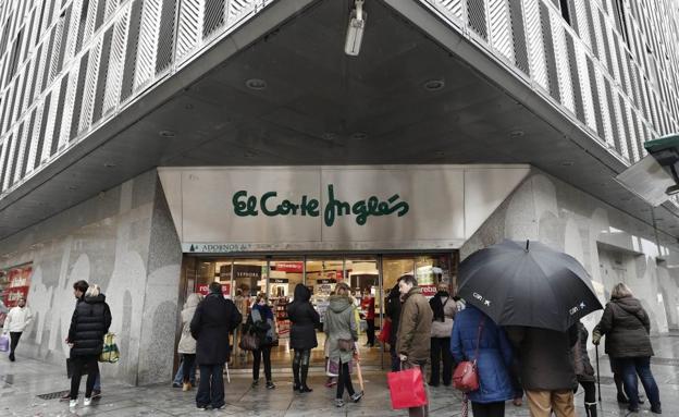 El Corte Inglés incrementa sus ingresos un 1,3% hasta los 7.600 millones de euros