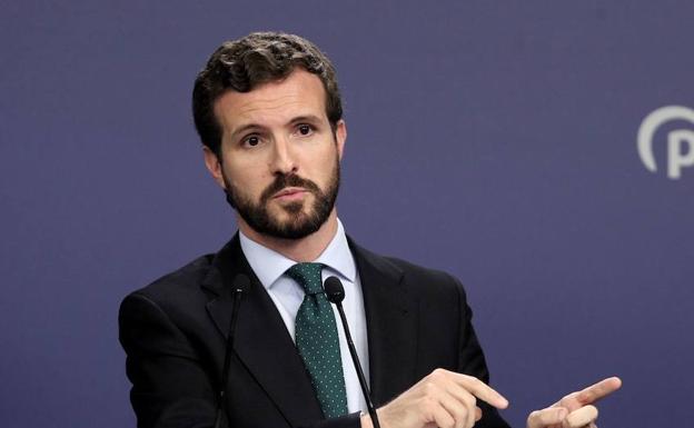 Casado zanja el debate en el PP con un portazo a la investidura de Sánchez