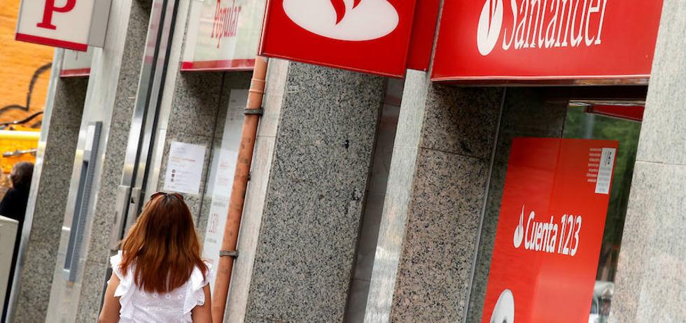 El Santander cierra el ERE con 3.069 bajas, el 10% de su plantilla