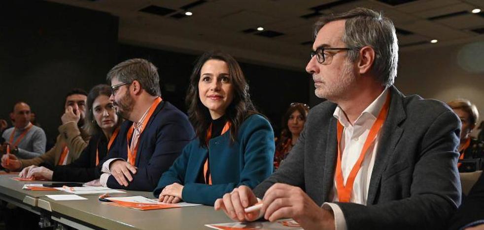 Ciudadanos apuesta por una gestora continuista con «el legado de Rivera»