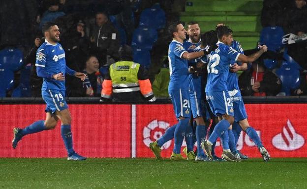 Lluvia de goles en el Coliseum