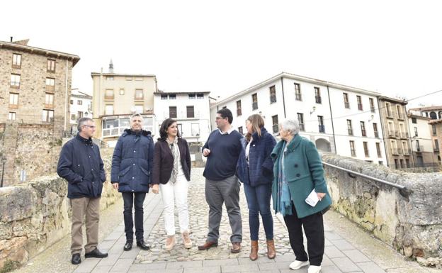 Una residencia de ancianos y el transporte, prioridades en Torrecilla