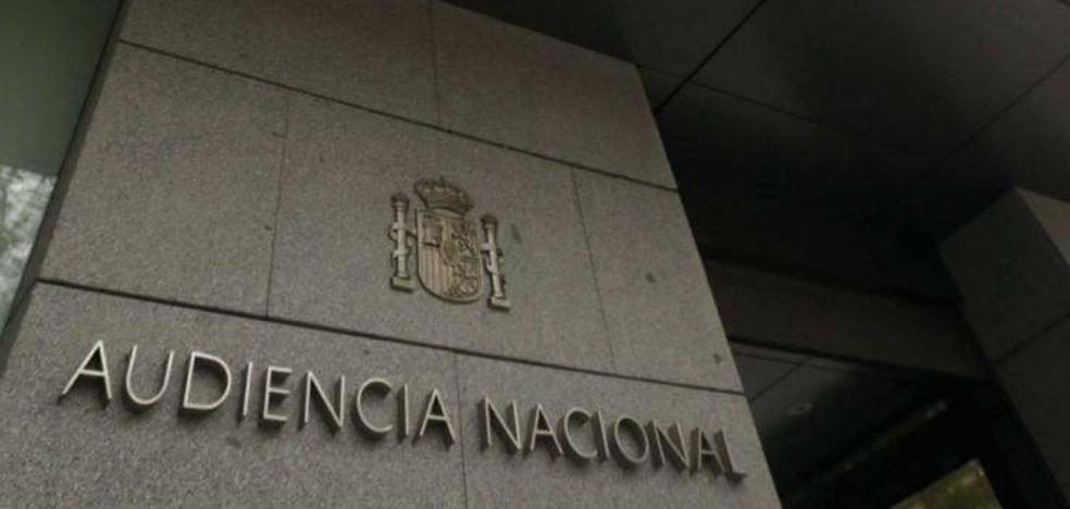 La 'policía patriótica' se sienta por primera vez en el banquillo de los acusados