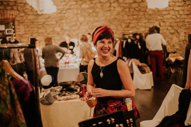 Franco-Españolas celebra su Día de la Moda con seis diseñadores y el Wine Fashion Market