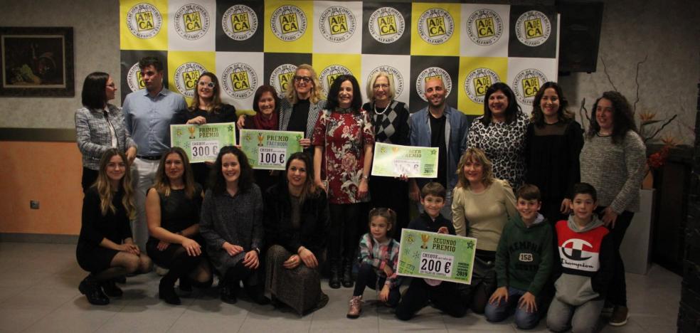 Pascual Optometría se hace con el primer premio del concurso de escaparates de ADECA