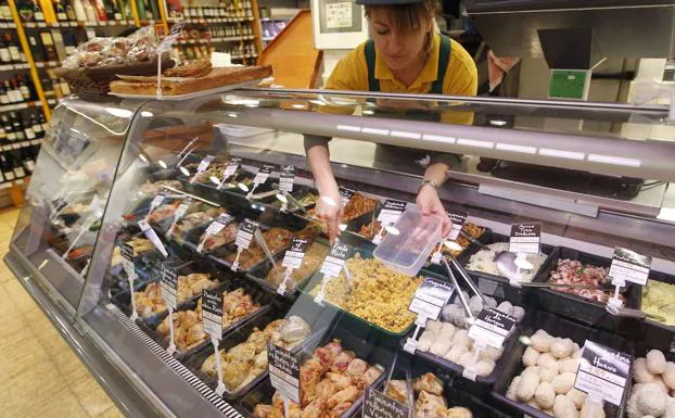 Mercadona y Carrefour ya le roban clientes a los restaurantes 'fast-food'