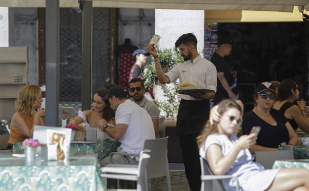 El Banco de España dice que la economía puede crear empleo creciendo menos del 1% por la reforma laboral