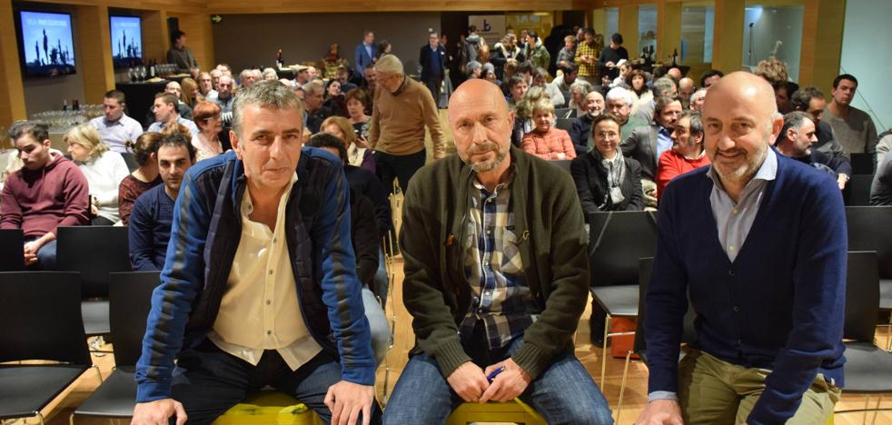 Alberto Gil y Antonio Remesal presentan en el Espacio Lagares el libro-guía 'Rioja: vinos silenciosos'