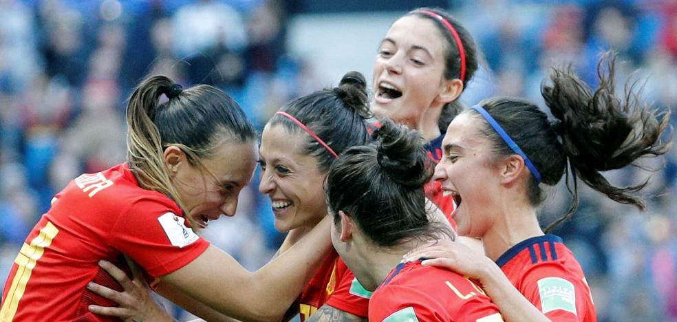 El fútbol femenino español, un gigante con pies de barro