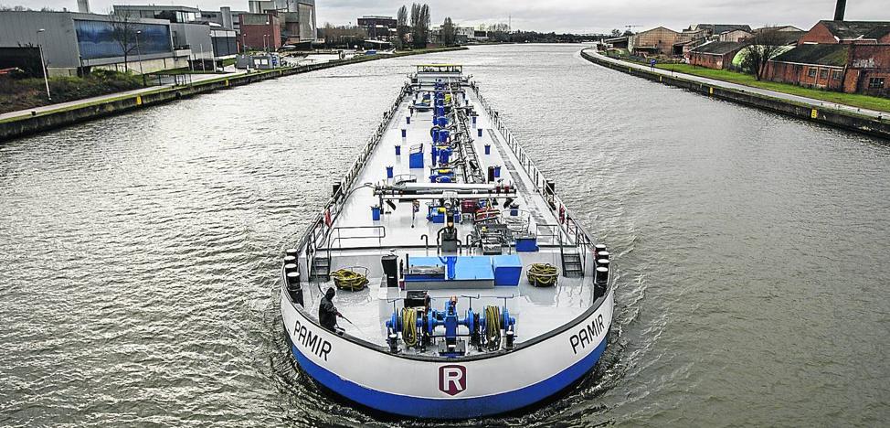 Autopistas de agua: la alternativa al transporte por carretera