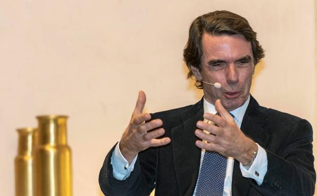 Aznar: «¿Qué futuro le puede esperar a una nación que pone su destino en manos de quienes la quieren destruir?»