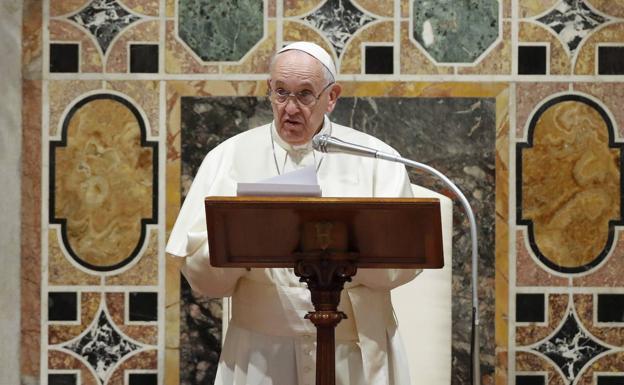 El Papa nombra nuevo nuncio en Francia, tras la renuncia de Luigi Ventura acusado de agresiones sexuales