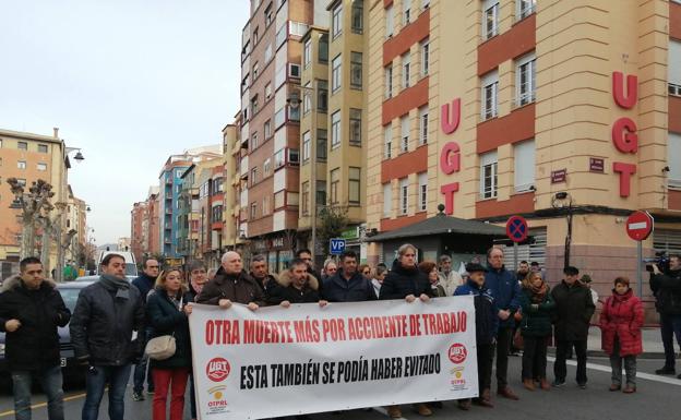 UGT y CCOO reclaman cultura preventiva contra la siniestralidad laboral