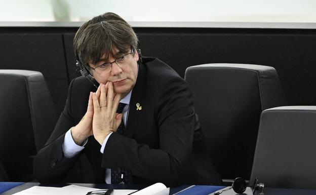 Puigdemont rechaza el debate con PP y Ciudadanos en su debut en la Eurocámara