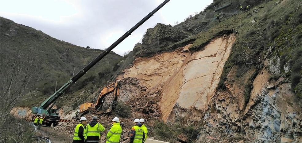 La carretera LR-113 entre la Venta de Goyo y Mansilla seguirá cortada una semana más