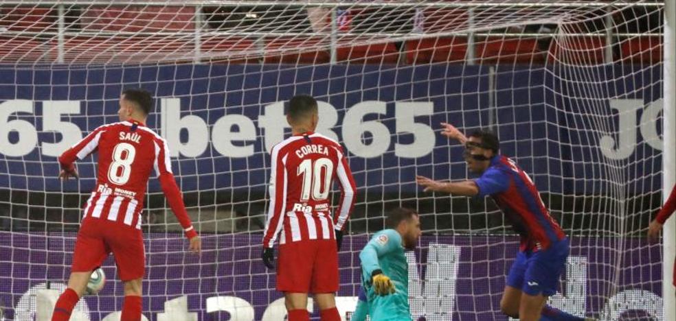 El Eibar golpea con fuerza a un triste Atlético