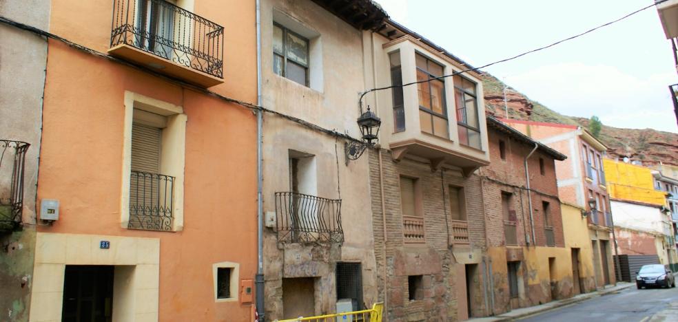 El Consistorio ordena reparar un edificio en Arrabal de la Estrella