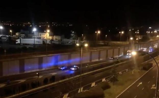 Herido un vecino de Fuenmayor al volcar su coche en Logroño