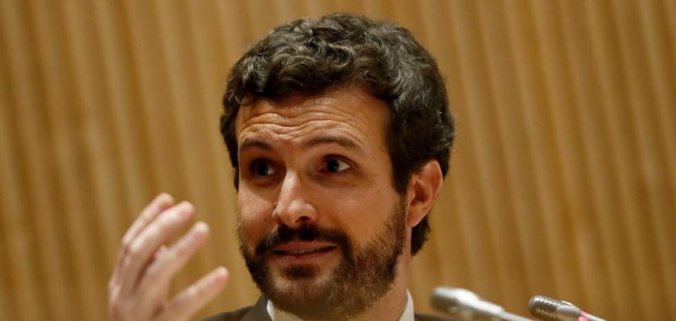 Casado avisa al Gobierno de posibles «irregularidades» si reconoce a Torra como presidente