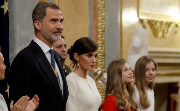 El Rey reclama diálogo y acuerdo porque España no puede ser «de unos contra otros»