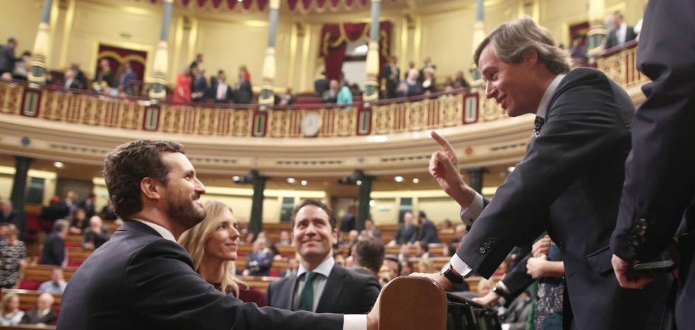 Casado expresa su «confianza» en Alonso a falta de ratificar su candidatura