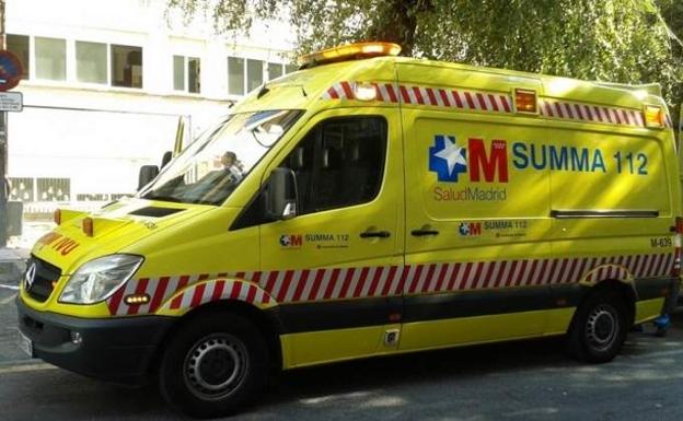 Asistida una mujer que se había desmayado gracias a que su hijo de 11 años llamó a emergencias