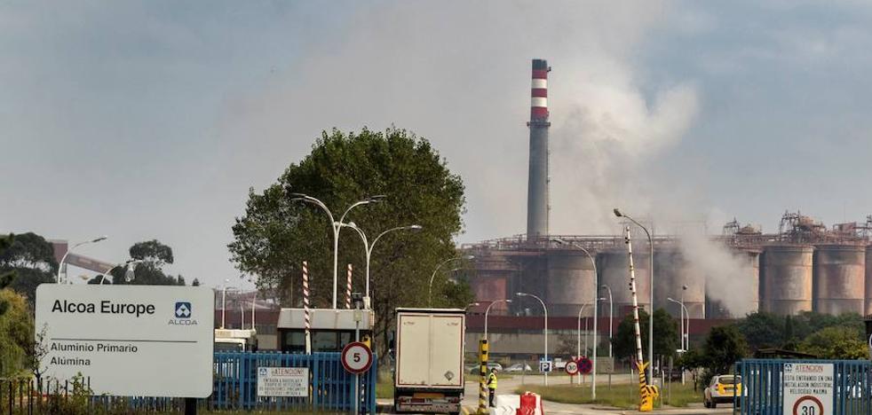 Químicas, cementeras y metalúrgicas acaparan dos tercios de las fábricas que verán rebajada su factura eléctrica