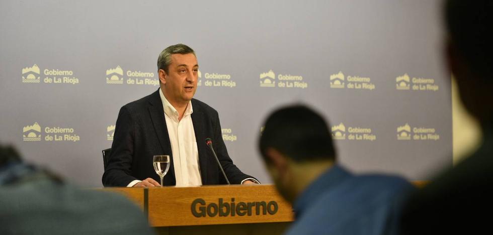 El Gobierno regional reorganizará la gestión de los centros riojanos en el exterior