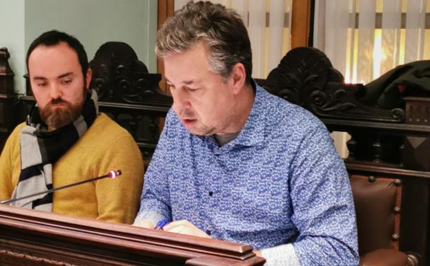 Cs Haro acusa de «mentiroso» al tripartito por no haber anunciado el coste del Carnaval del Vino