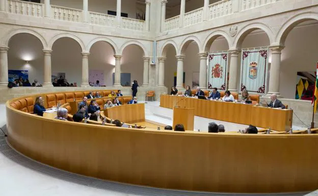 El Parlamento riojano debatirá en pleno la visita de Pedro Sánchez