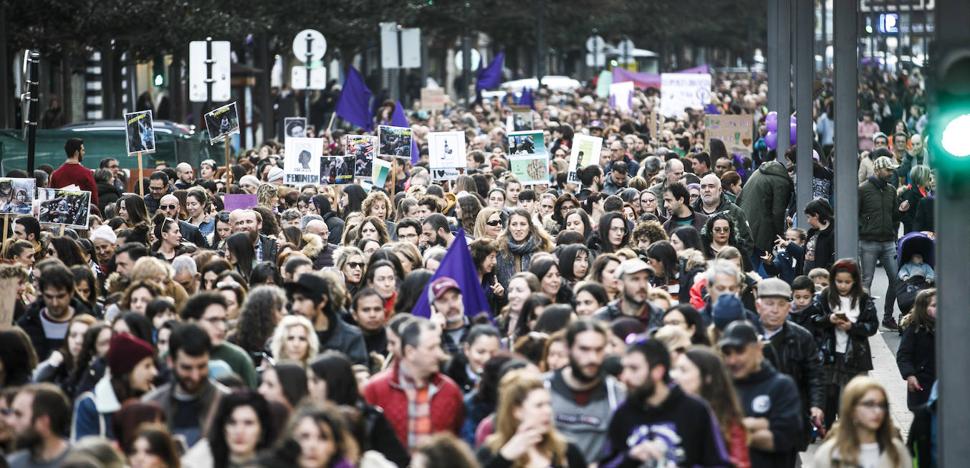 Reivindicación en femenino y plural