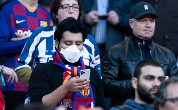 Bartomeu asegura que el Barça perderá seis millones con el Camp Nou vacío ante el Nápoles