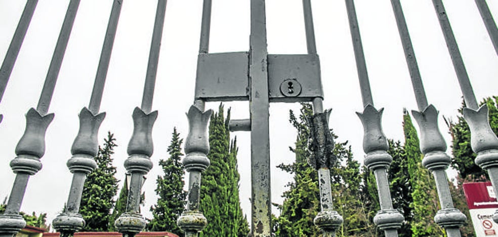 Cementerio y tanatorios restringen las visitas en la hora del último adiós