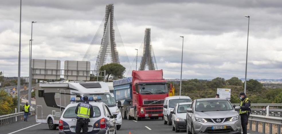 Interior anuncia más controles aleatorios en carreteras para evitar desplazamientos a segundas residencias