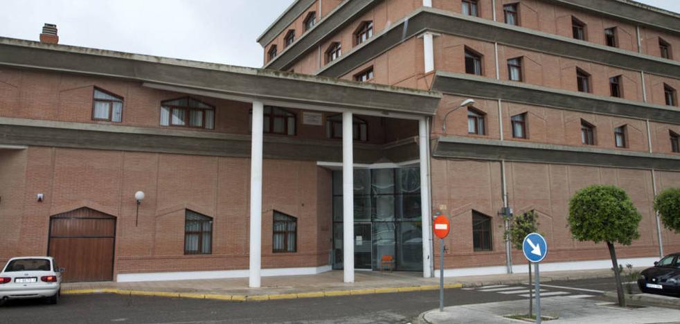 Un usuario fallecido y otros seis contagiados en la residencia de Alfaro