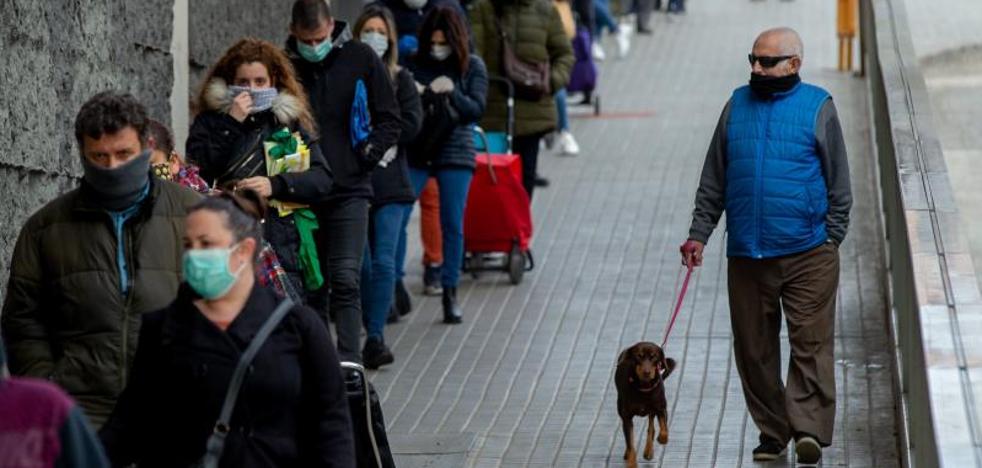 La cifra de muertes sigue batiendo récords pero cae por primera vez la de contagios