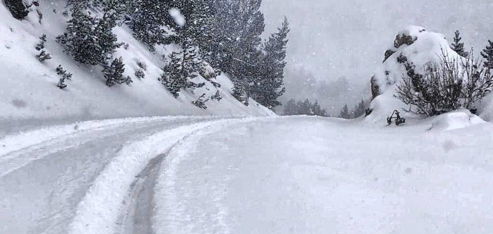 La nieve, la lluvia y el frío ayudarán hasta el miércoles a mantener el confinamiento