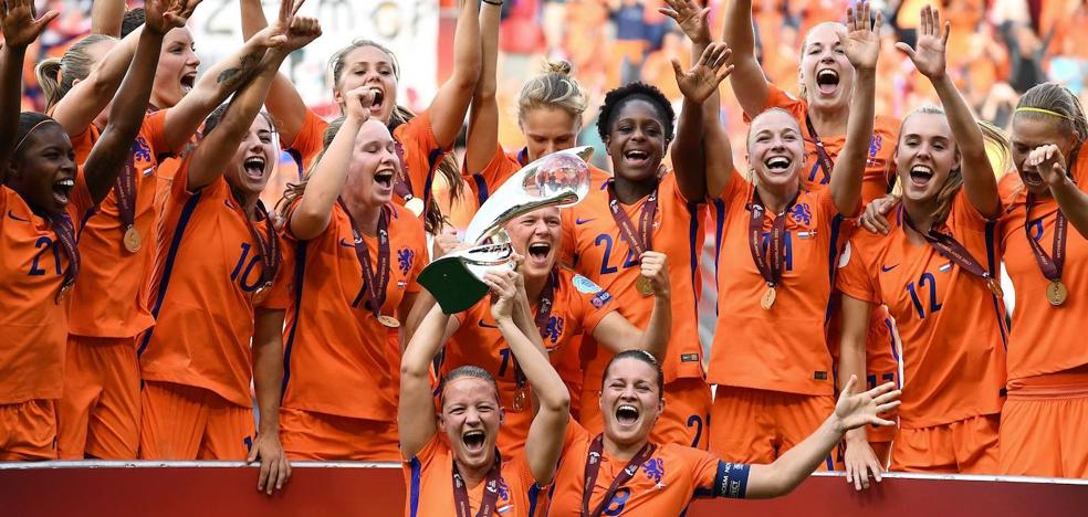 La UEFA aplaza la Eurocopa femenina a 2022