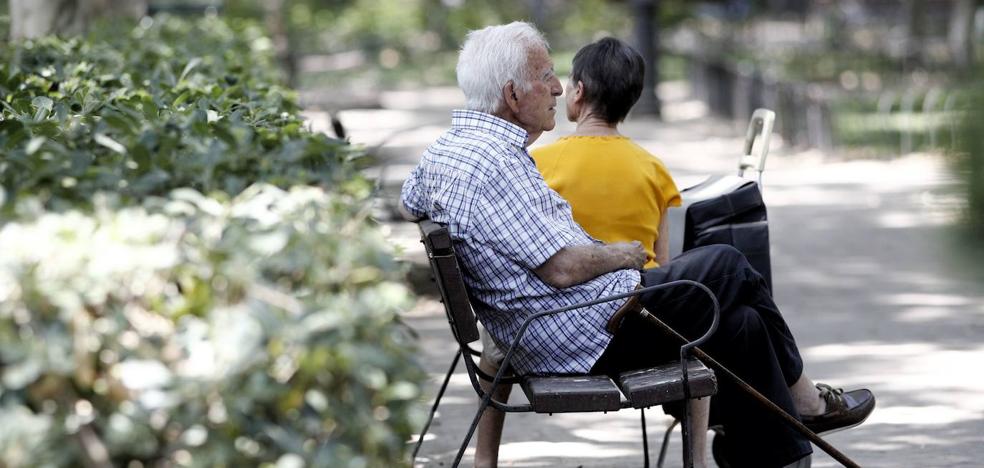 Los mayores de 65 años podrán salir a pasear a partir del lunes